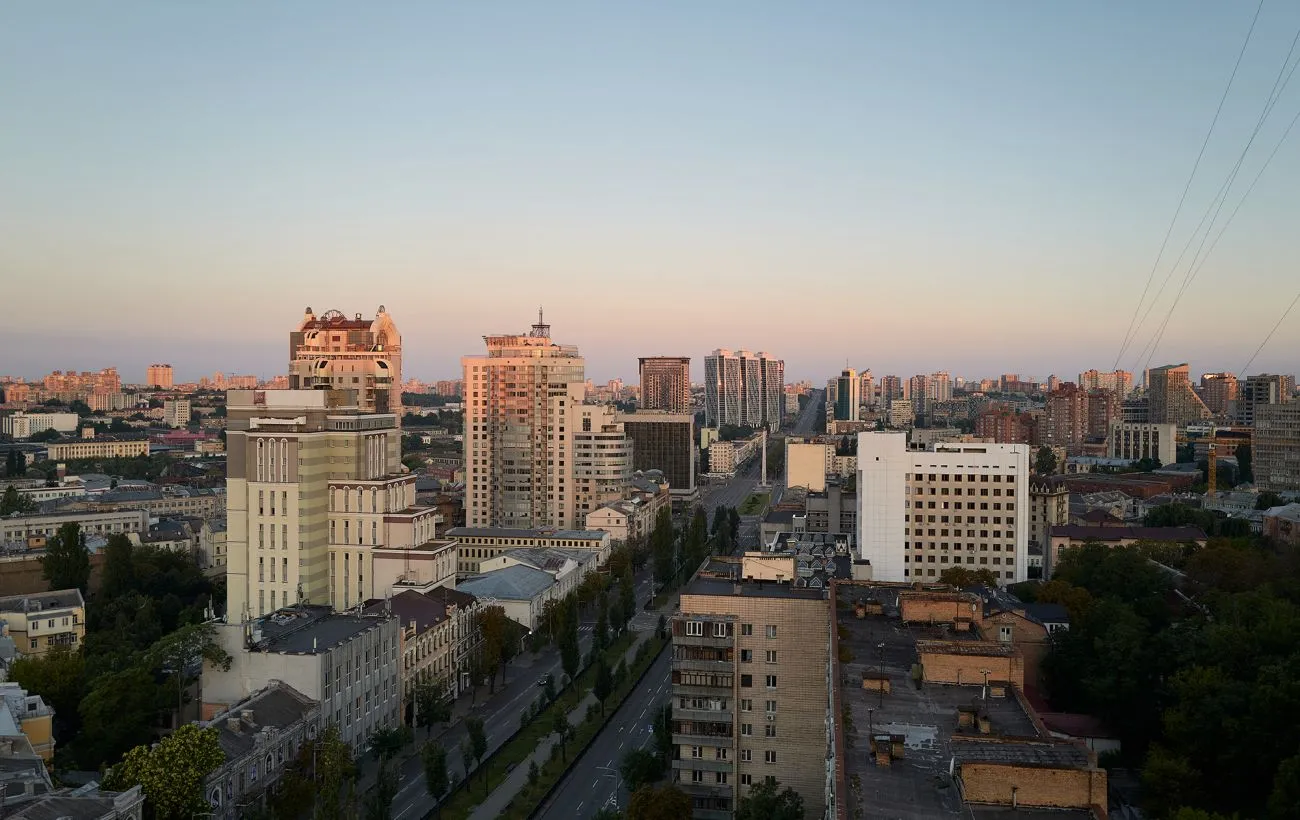 Piața imobiliară din Moldova s-a prăbușit: apartamentele cresc la preț, dar nu se vând. Proinvesting